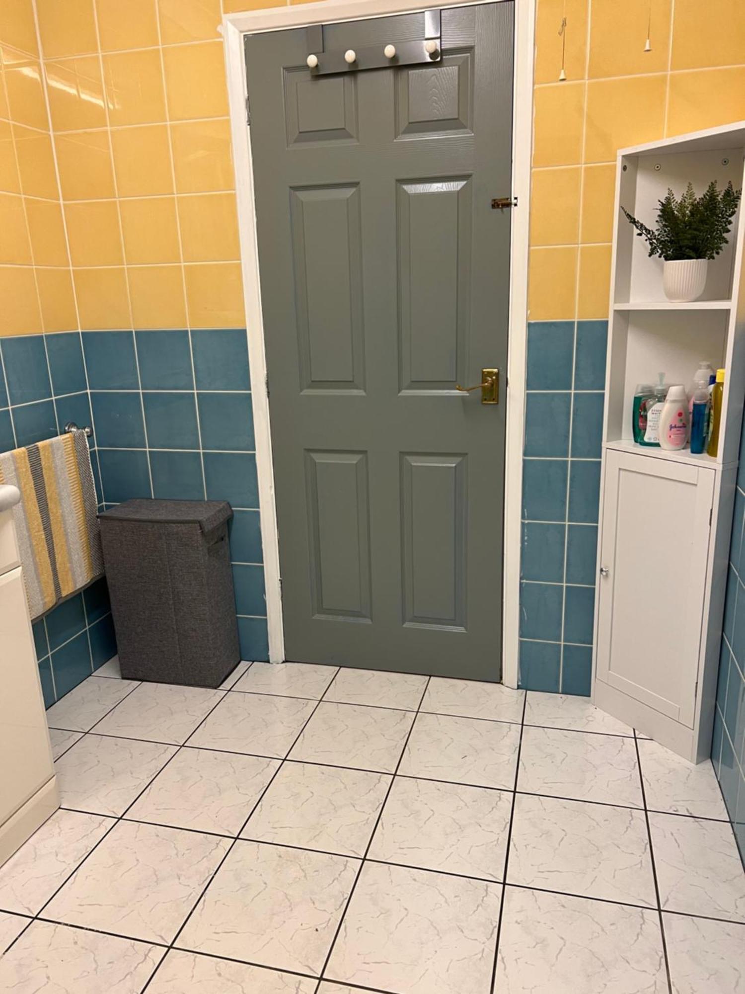 Twin Room At The Bungalow With Shared Shower Room Kettering Eksteriør billede